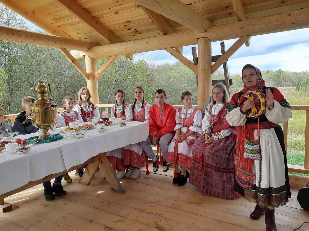 дожинки.